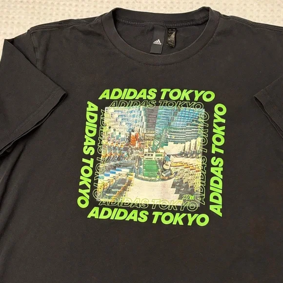 Adidas Tokyo Size MEDIUM LARGE Black Neon Green Graphic Tee Shirt
