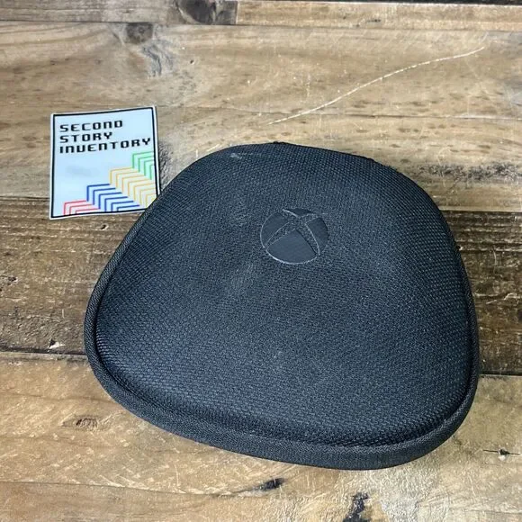 USED Carry Travel Case for Microsoft Xbox One Elite Controller (CASE ONLY)