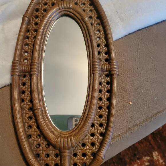 Vintage Home Interiors Oblong Accent Mirror