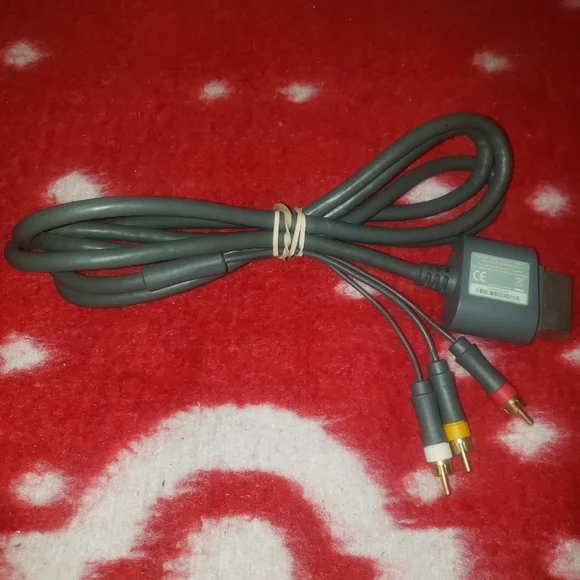 Genuine Microsoft Xbox 360 AV Cable Like New - BUY ONE ITEM CHOOSE ONE FREE