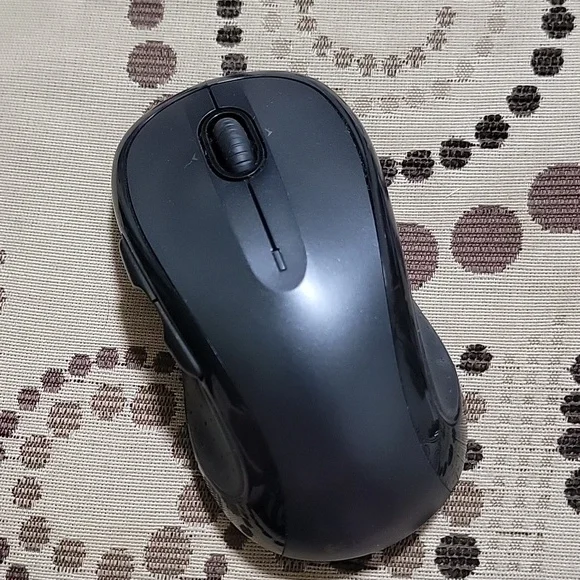 Logitech M510 Wireless Computer Laptop Travel Mouse