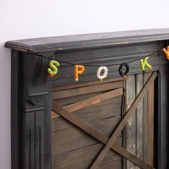 NEW! HALLOWEEN Multicolor Wool Spooky Garland with Bells