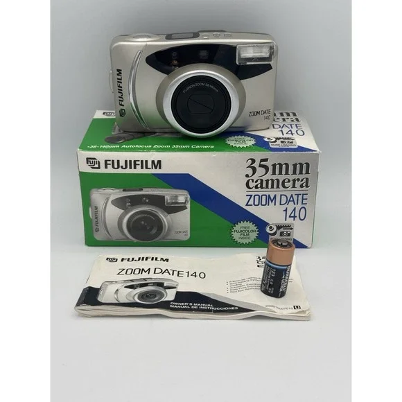Vintage Fujifilm Zoom Date 140 Point Shoot 35mm Film Camera Silver Untested