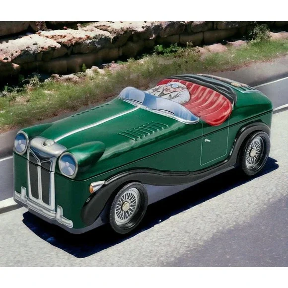The Silver Crane Designs Vintage Style Automobile Tin Car w Spinning Tires 11