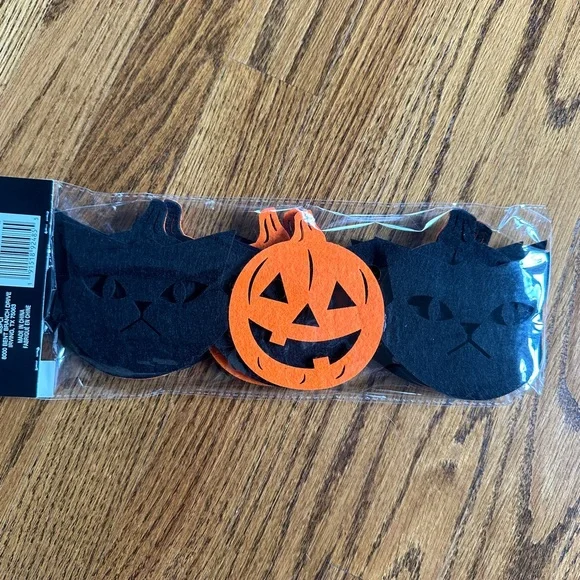 Halloween Felt Garland Black Cats And Pumpkins 4.9 ft.