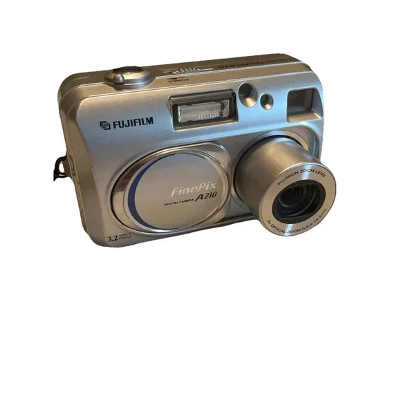 Fujifilm Digital Camera FinePix A210 3.2MP Silver - Tested‎ & Working