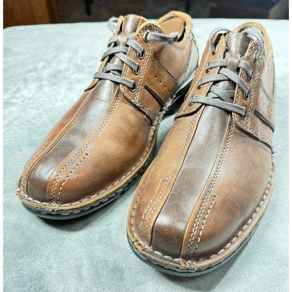 Clarks Shoes Mens Size 10.5 Brown Leather Lace Up Casual Comfort Sneaker 70852
