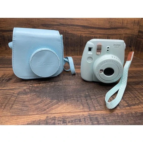Fujifilm Instax Mini 9 Instant Camera Blue w Case Strap Viewfinder Damage