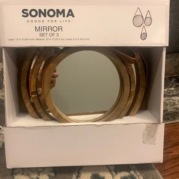 Decorative mirrors