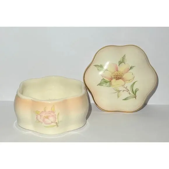 Vintage Retro Porcelain Flower Trinket Box PALISSY Royal Worcester w lid England