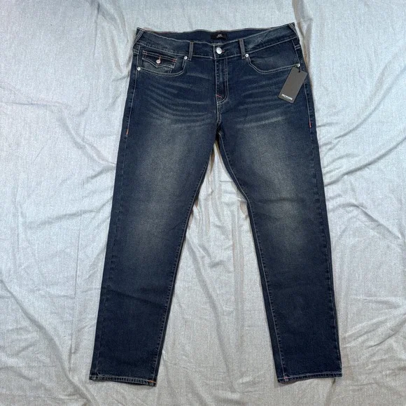 True Religion Jeans Mens 38X32 Geno Relaxed Slim‎ SN Flap Denim Medium Wash