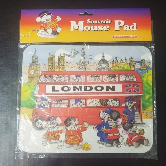London Mouse Pad Mat Double Decker Bus Beefeater Royal Guard Mice Souvenir NOS