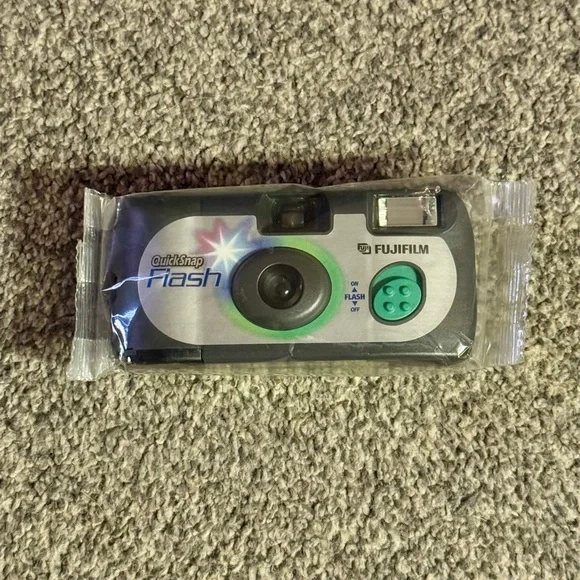 Fujifilm QuickSnap Flash Camera