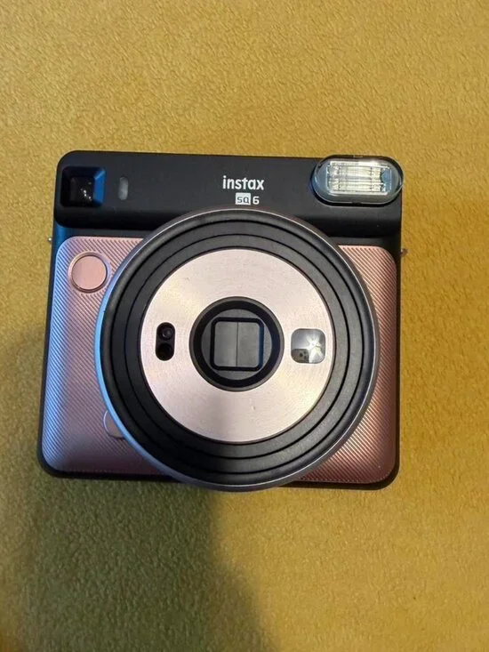 Fujifilm Pink Camera Instax SQ 6