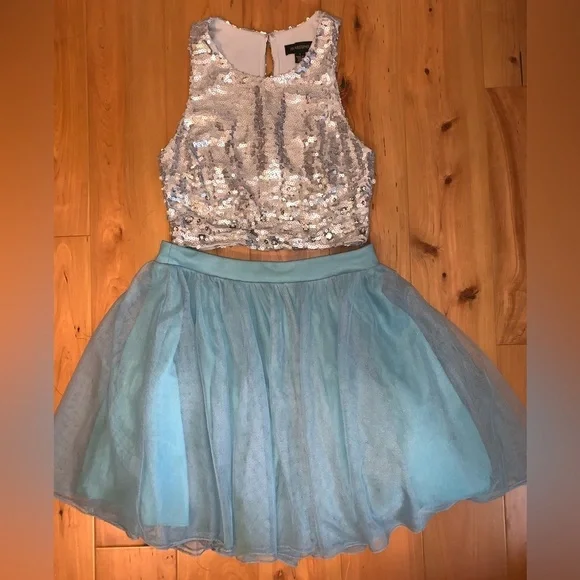 2 piece Jodi Kristopher Jr dress