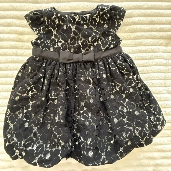 GAP Black and White Lace Baby Dress