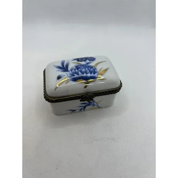 Porcelain Hand-painted Floral Trinket Box Hinged Lid Cottage Core 2.5” X 1.5”