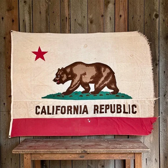 Vintage California Republic Flag Large Cream Red Fair Distressed‎ Cotton