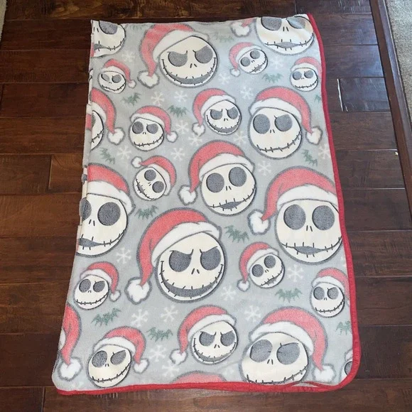 Disney‎ The Nightmare Before Christmas 60 x 90 Plush Blanket Glow In Dark White