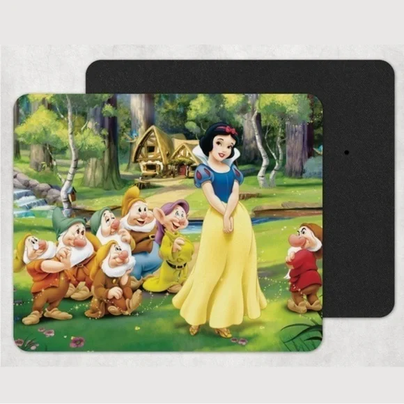Snow White Mouse Pad
