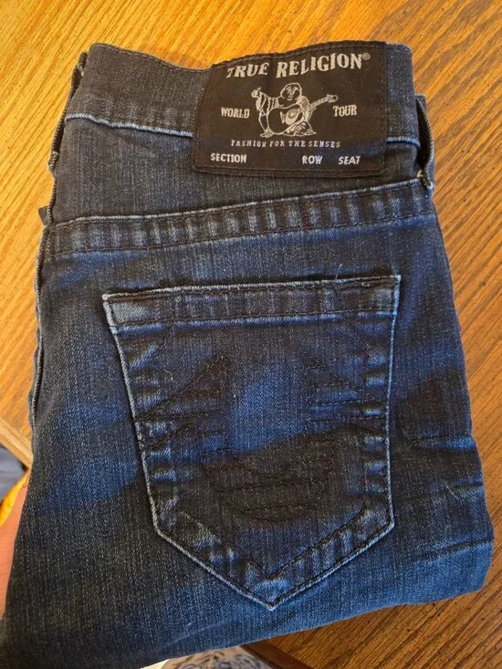 Mens true religion jeans size 28