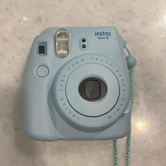 Fujifilm instead mini 8 light blue camera