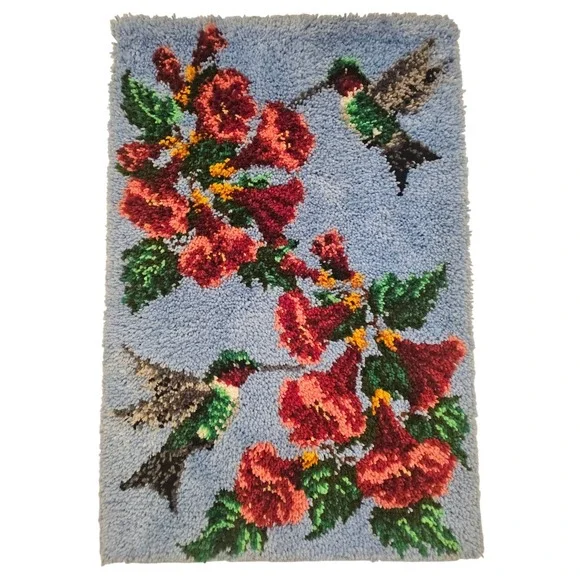 Vintage‎ Hummingbird Latch Rug Tapestry Wall Hanging Complete Hand Yarn 39x26in