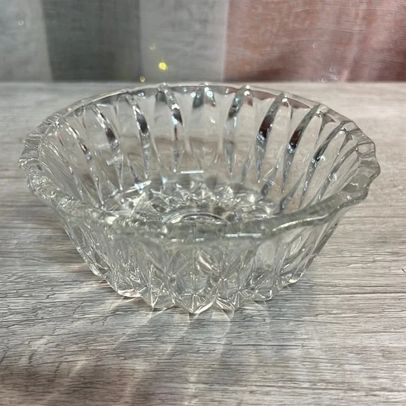Vintage Canadian Canada Glass Trinket Dish