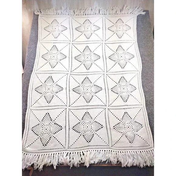 HAND CROCHET AFGHAN BLANKET THROW DAISY GRANNY SQUARES 49