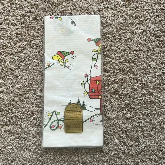 Hallmark Peanuts Vtg‎ Paper Christmas Tablecloth 60