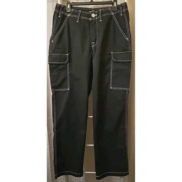 TRUE RELIGION Jet Black Cargo Pants -‎ Men's Size 31 / 34x31 NWT