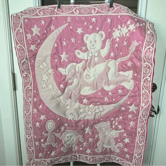 Vintage Storybook Nursery Wall Hanging Mother‎ Goose, Pink and White Appliqué