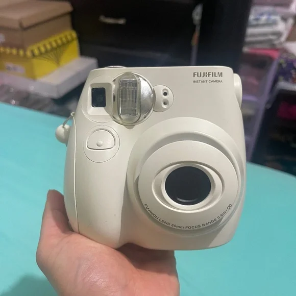 Instant Fujifilm Polaroid