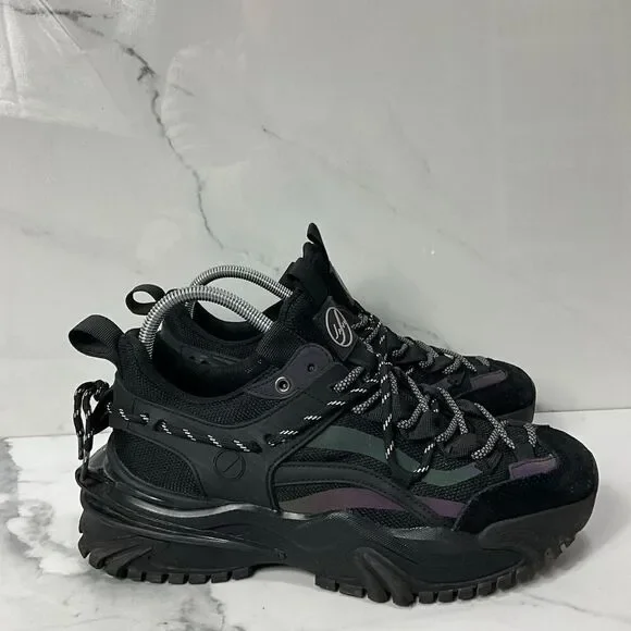 JAVI Dominance Sneakers