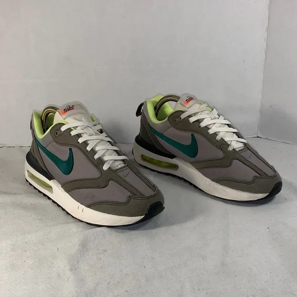Nike Men's Air Max Dawn ‘Olive Grey Malachite’ Olive Grey/Teal/Green Sneakers