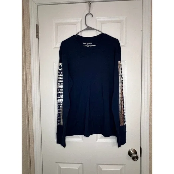 True Religion Long Sleeve Shirt Mens Medium Navy Blue Excellent Silver Graphics