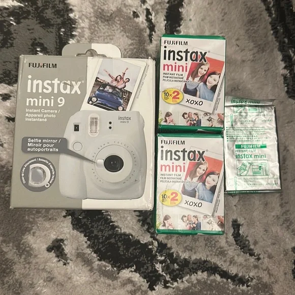 polaroid camera fujifilm