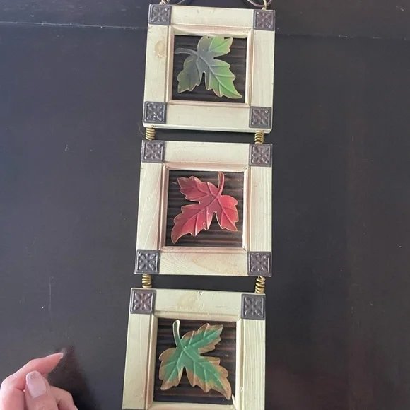 Decorative Fall Leaf Wall Hanging