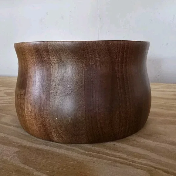 Vintage Walnut Bowl‎ 7 in Wood Ware Diversified Industries