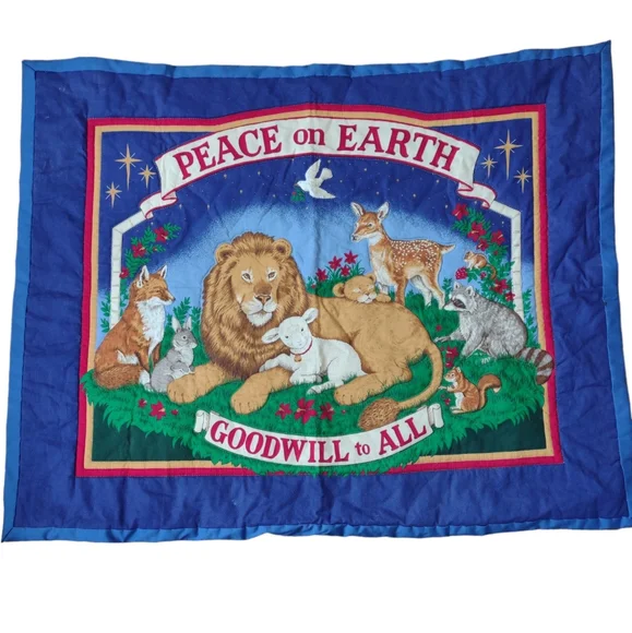 Peace on Earth Goodwill to all Christmas blanket wall hanging 44x34‎