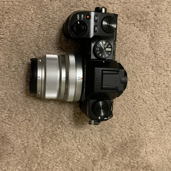 Fujifilm xs10 Mirrorless camera