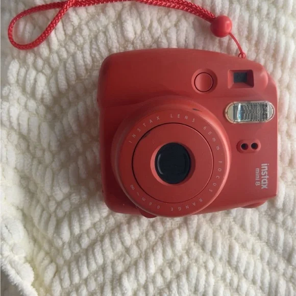 Fujifilm Instax Mini 8 Instant Camera - Red