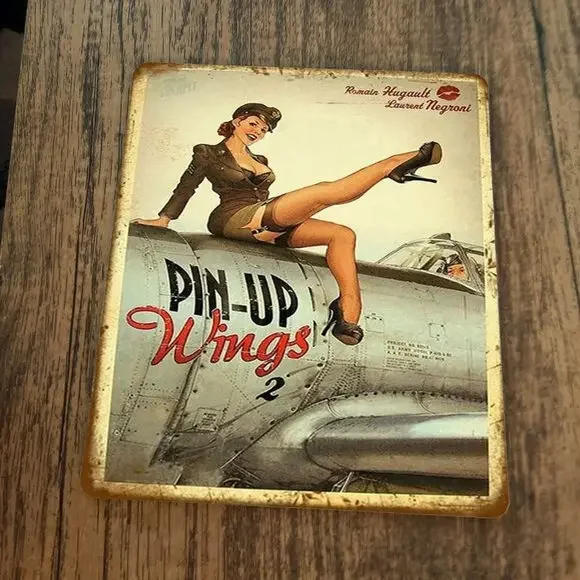 Pin Up‎ Wings Mouse Pad Romain Hugault