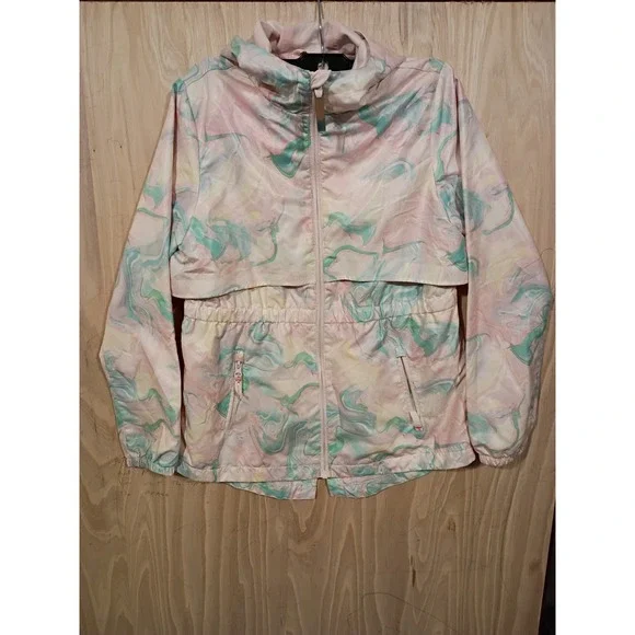 Champion Windbreaker Jacket Hooded.‎ Girls Size Large 10-12.