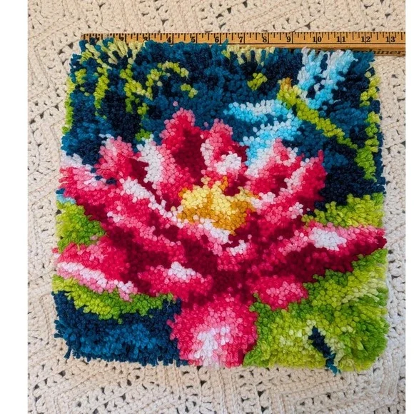 Vintage Latch Hook Rug Floral Wall Hanging Pink Green Blue Shag Retro 12x12