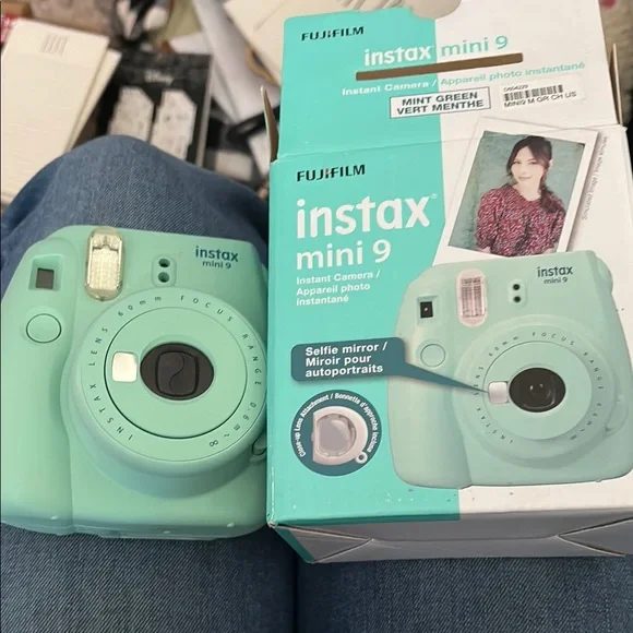 Fujifilm Instax Mini 9 Mint Green Instant Camera