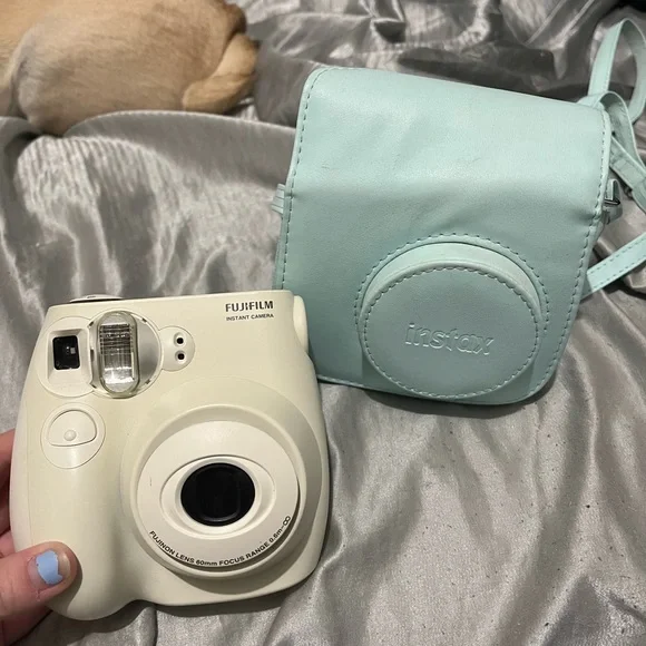 Fujifilm Instax Mini 7S Instant Camera - White with Light Blue Case