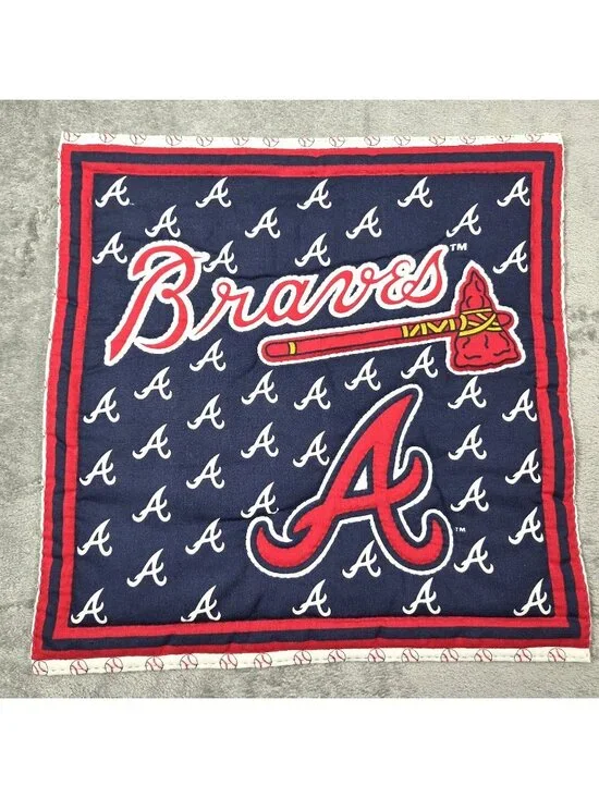 Atlanta Braves Hand Quilted Fabric MLB Baseball Wall Hanging 16