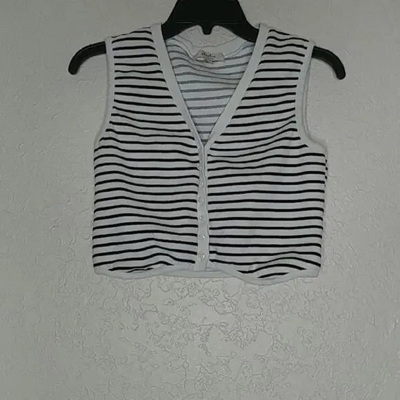 Atelier By Kirious Button Front Vest Size L