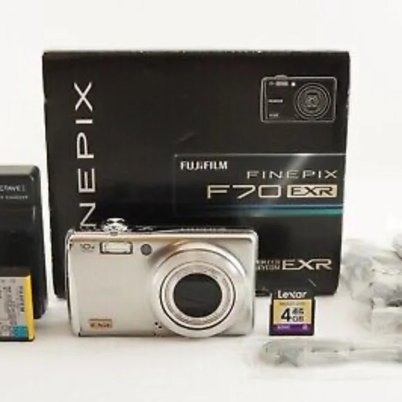FUJIFILM FinePix F70 EXR Silver In Box With 4GB SDHC Card